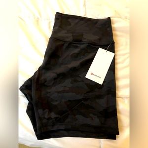 Lululemon align HR shirt 8” black/camo